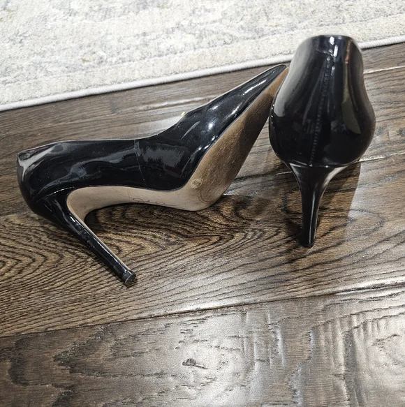 Jessica Simpson Black Pumps, Size 6 - Picture 5 of 6